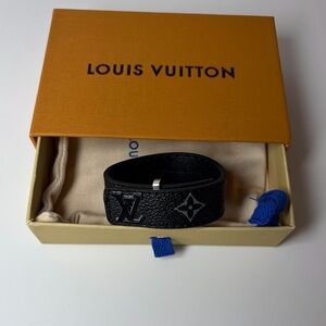 Louis Vuitton LV Slim Bracelet